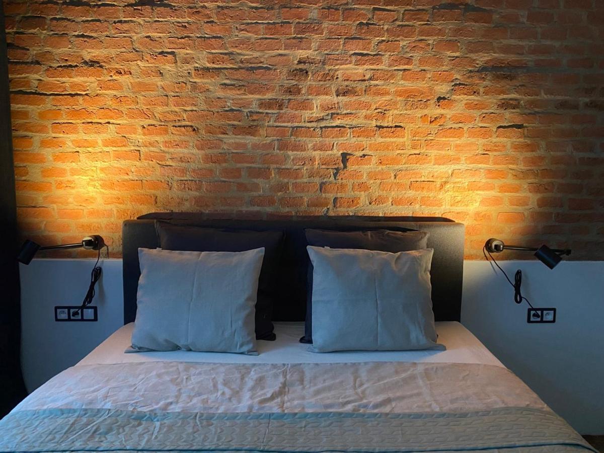 Four Rooms Carlsbad Authentic Карловы Вары Экстерьер фото