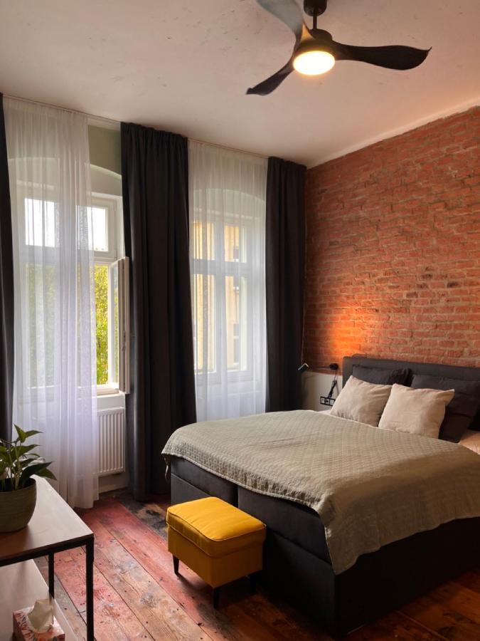 Four Rooms Carlsbad Authentic Карловы Вары Экстерьер фото