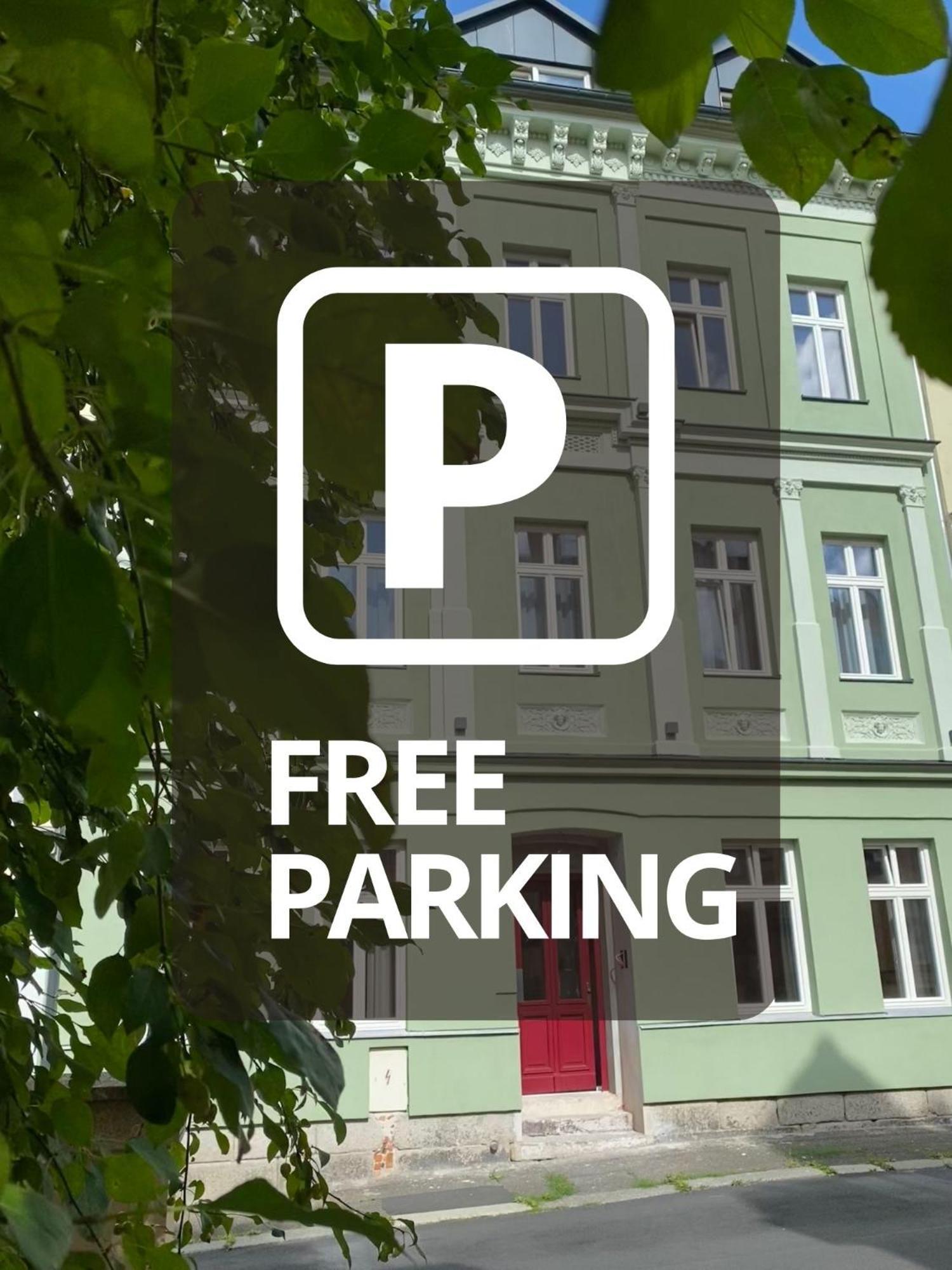 Four Rooms Carlsbad Authentic Карловы Вары Экстерьер фото