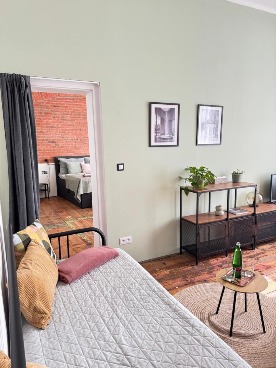 Four Rooms Carlsbad Authentic Карловы Вары Экстерьер фото
